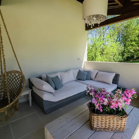 Luxurious With Private Pool * Buzon