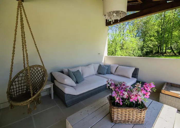 Luxurious With Private Pool * Buzon