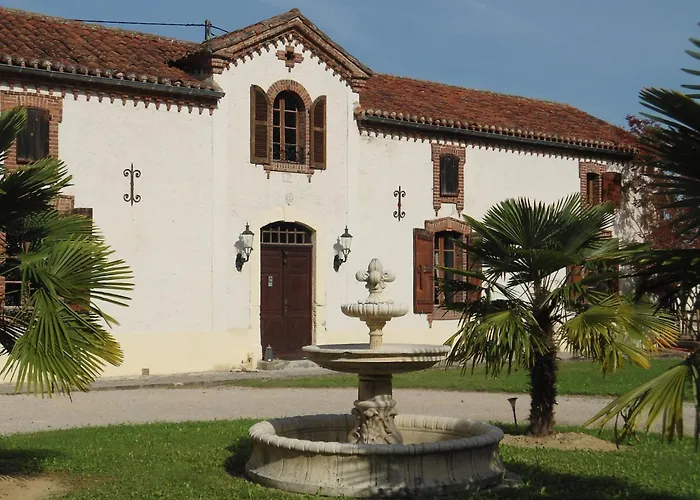 Luxurious With Private Pool 펜션 Buzon