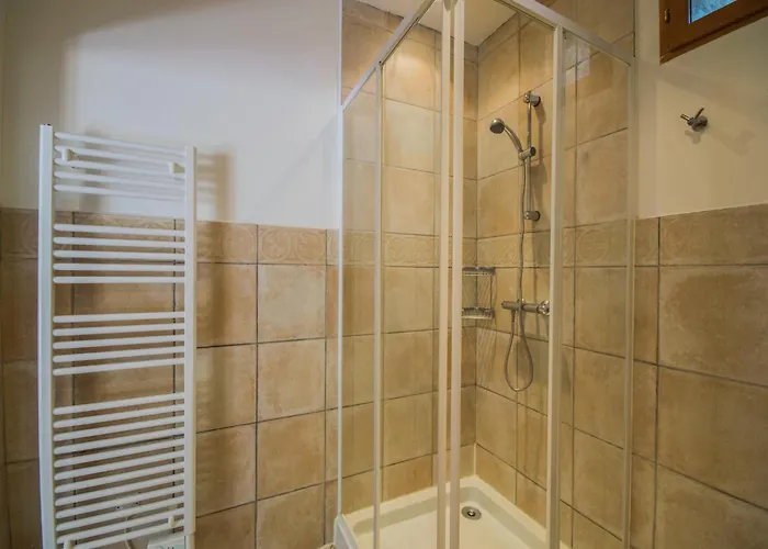 Luxurious With Private Pool 펜션