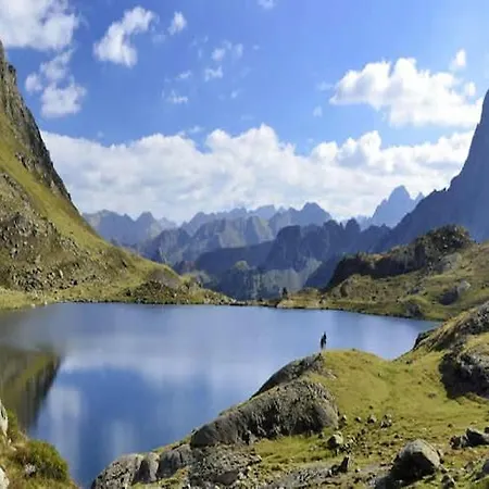 Luxurious With Private Pool * Buzon