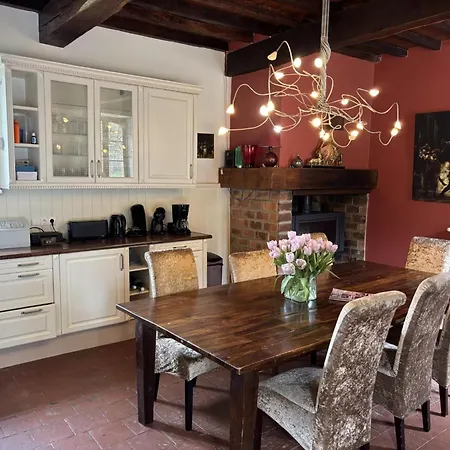 Hébergement de vacances Luxurious With Private Pool