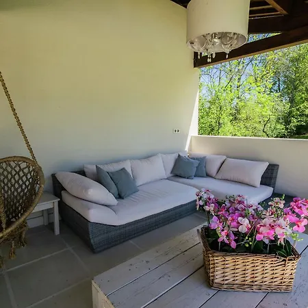 Luxurious With Private Pool Holiday home *
