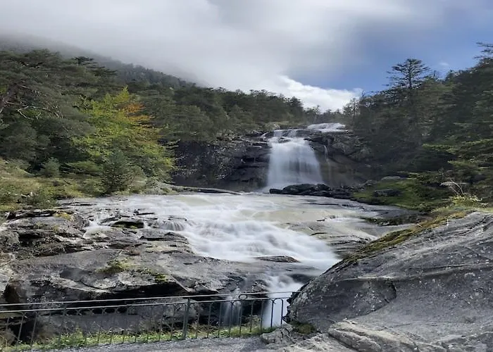 Luxurious With Private Pool Buzon