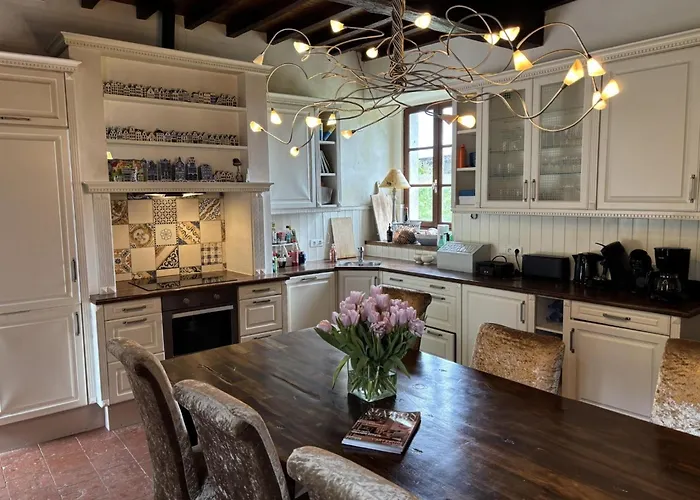 Luxurious With Private Pool